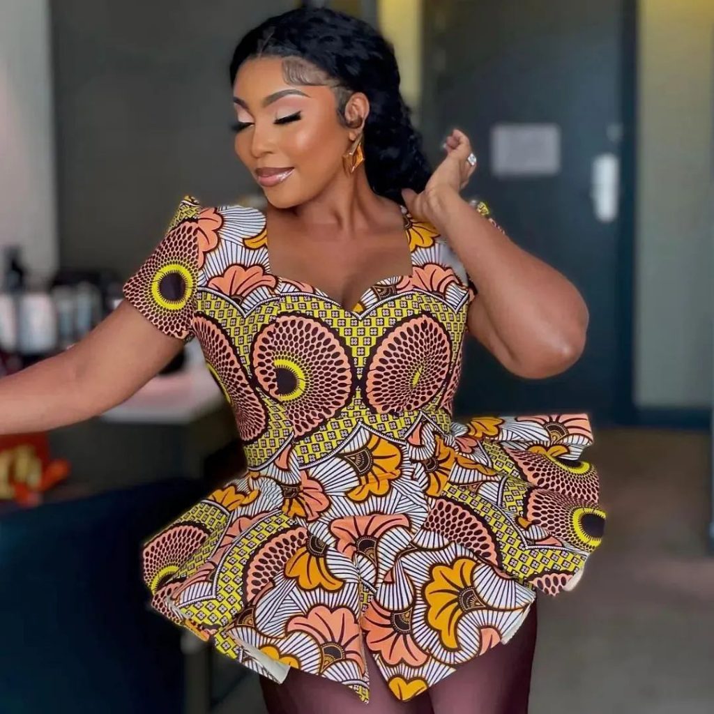 Latest Gorgeous  and Dazzling ankara top styles for ladies and Designers